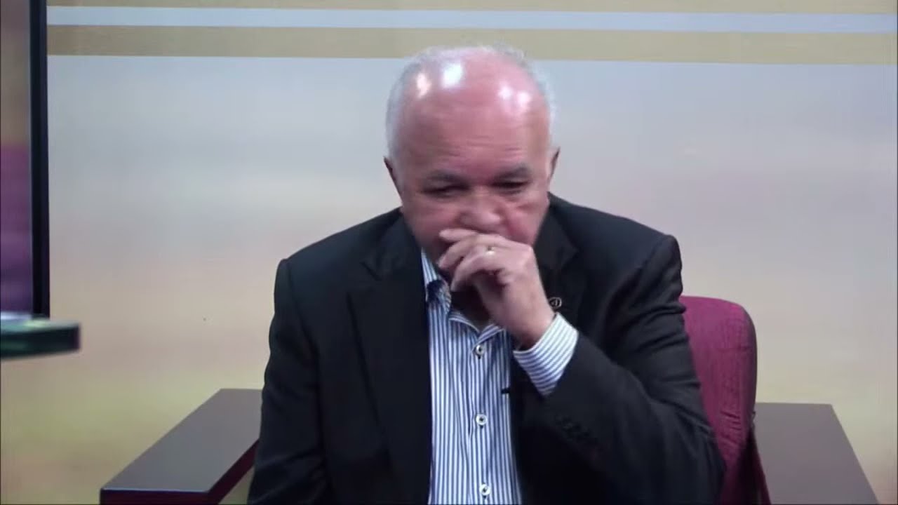 José Melo reaparece, chora, se diz vítima de Braga e revela que pensou em suicídio