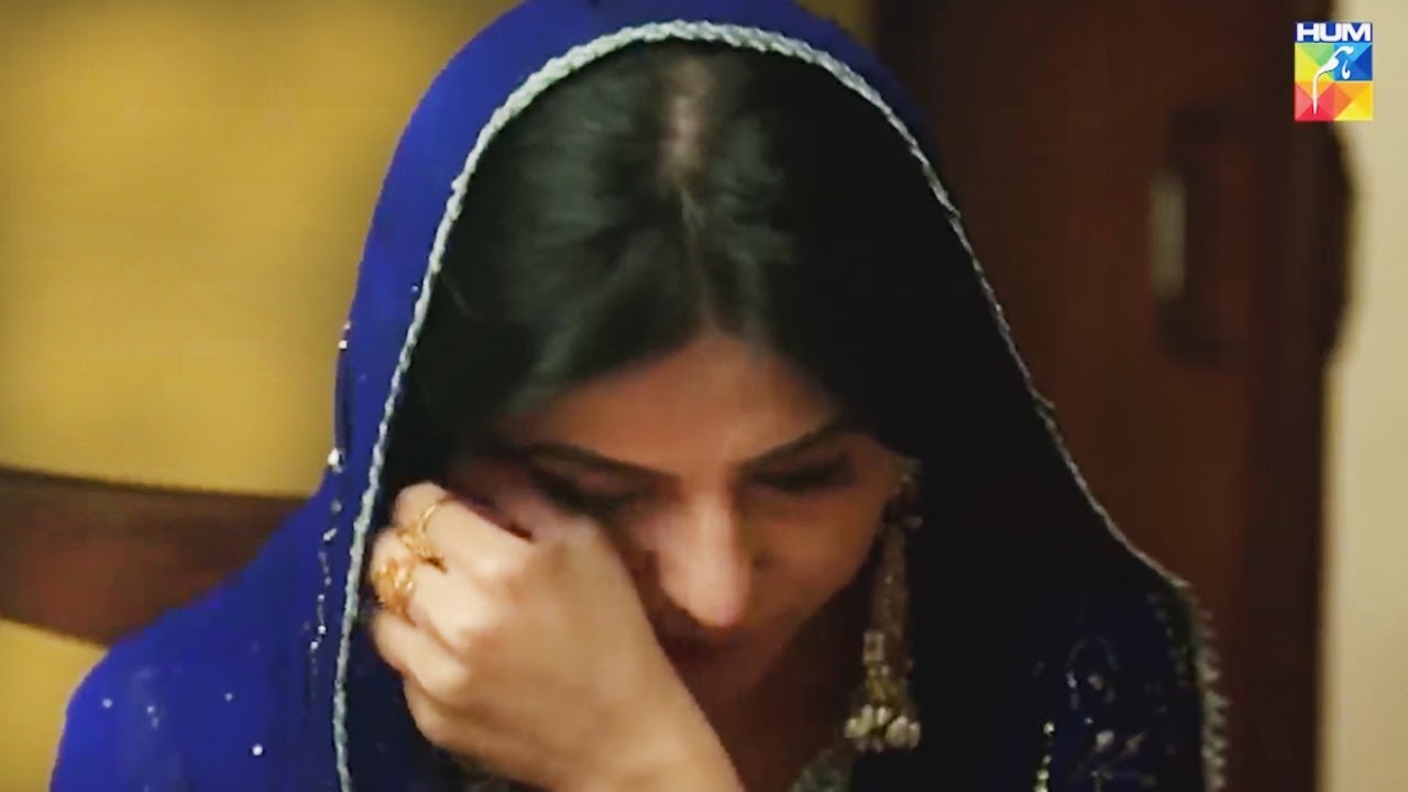 Shehwar Khanay Ke Table Par Kyun Ro Rahi #sanambaloch #mikaalzulfiqar !! Durr e Shehwar - HUM