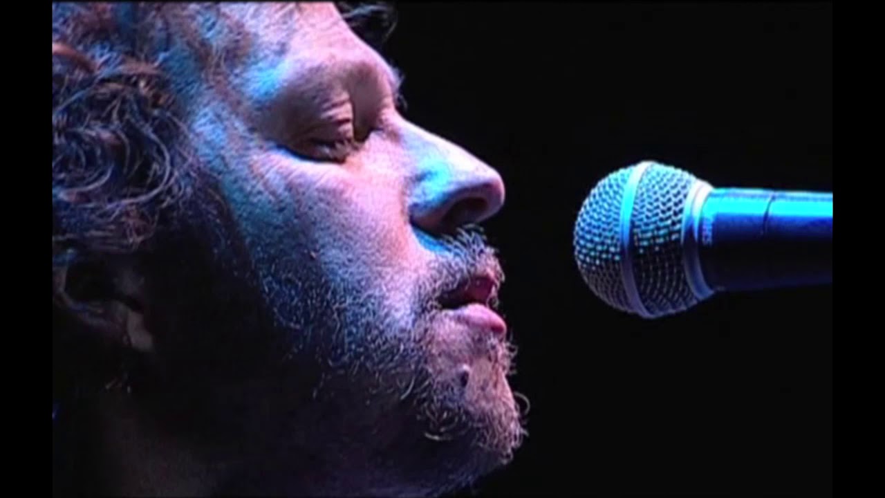 Zapato 3 - Amor De Hierro (En Vivo / Caracas / 2012)