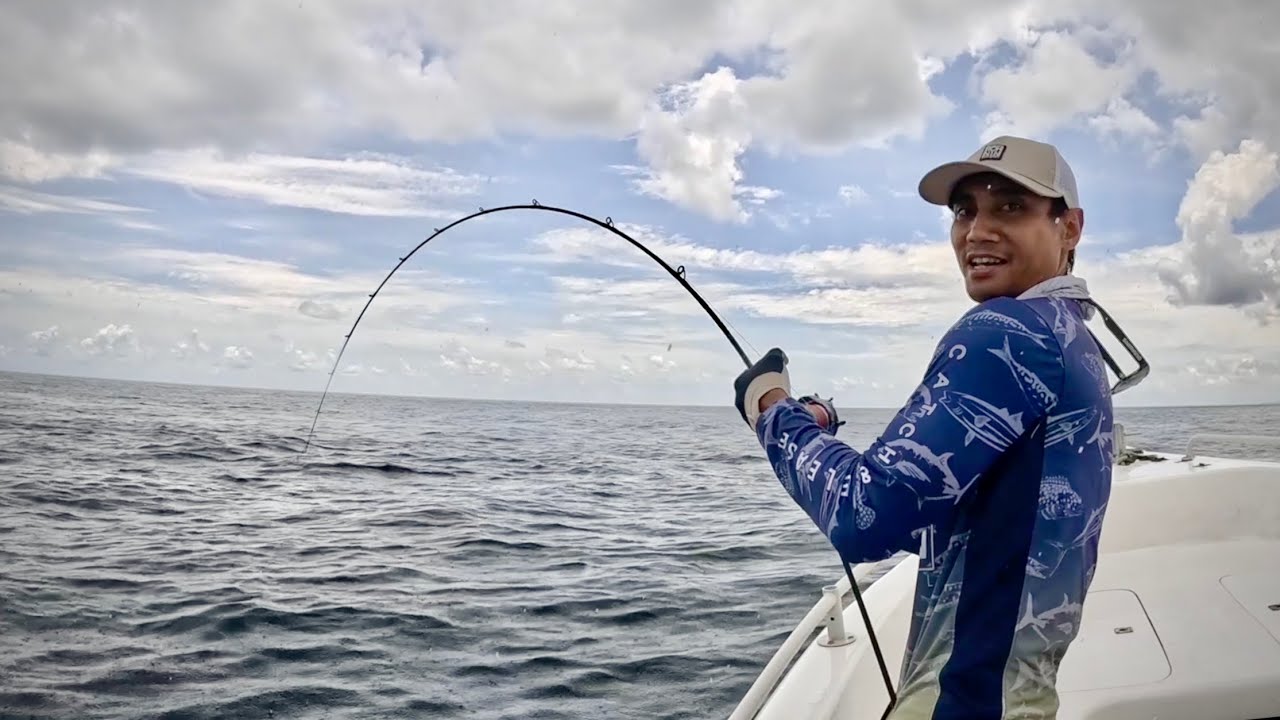 REJEKI GAK AKAN TERTUKAR! PAS HUJAN LEBAT STRIKE IKAN SIZE BESAR!