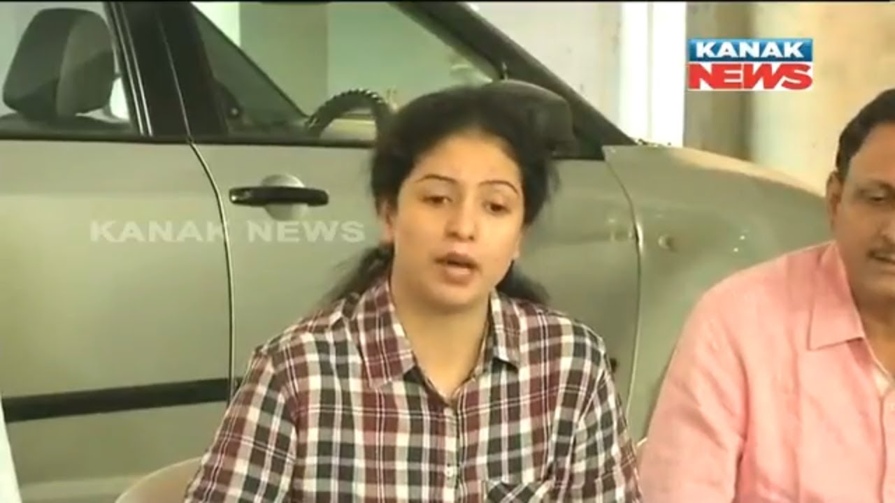 Press Meet of Hasina Jahan- Mohammed Shami's Wife