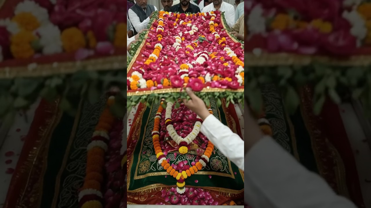Khali phool aur pattiyon se Chadar itni khubsurat Khwaja ka karamat 😔🤲