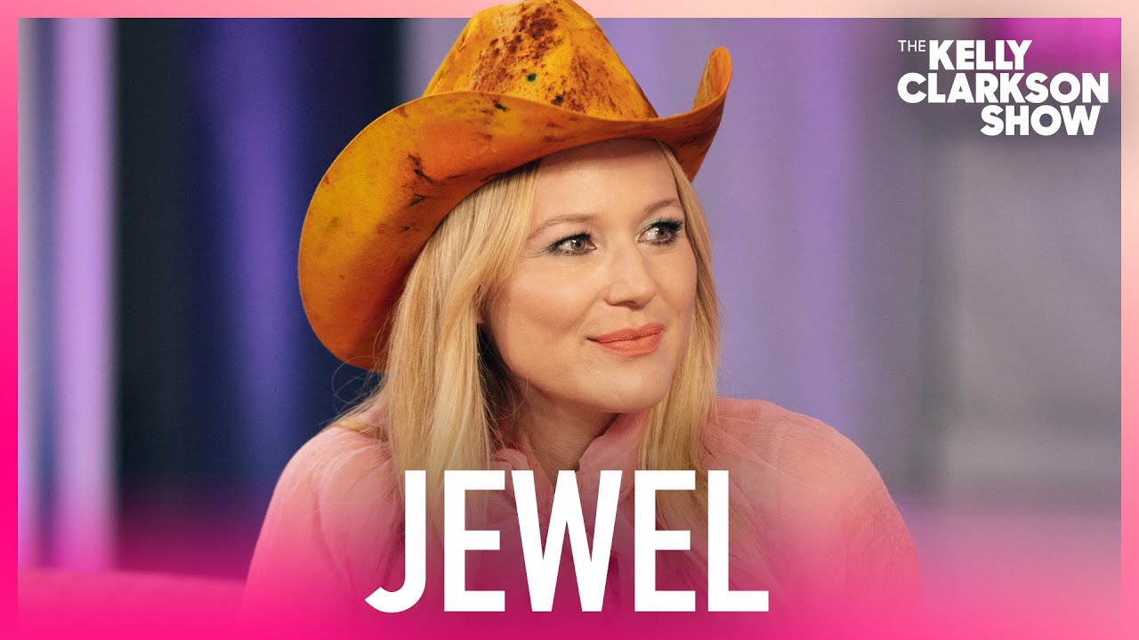 Jewel Reveals She Had A Panic Attack On 'The Masked Singer'