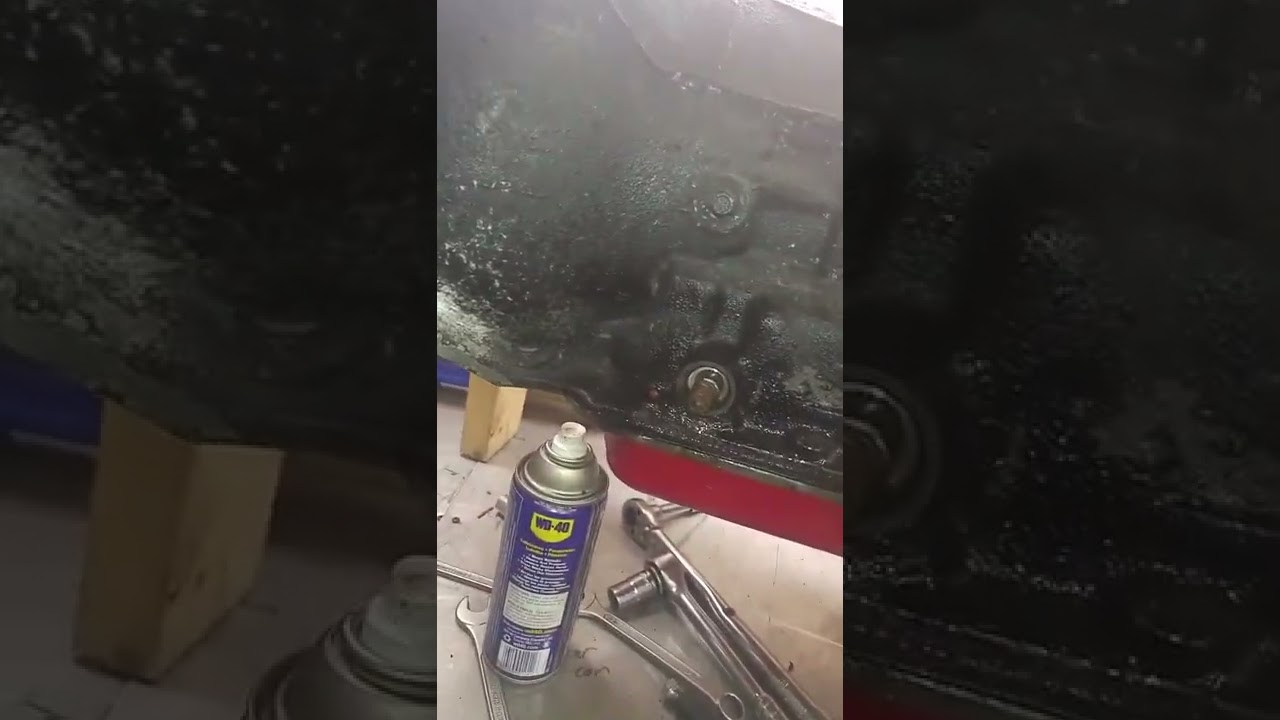 Changing leaking shifter seal on th200-4r th350  transmission