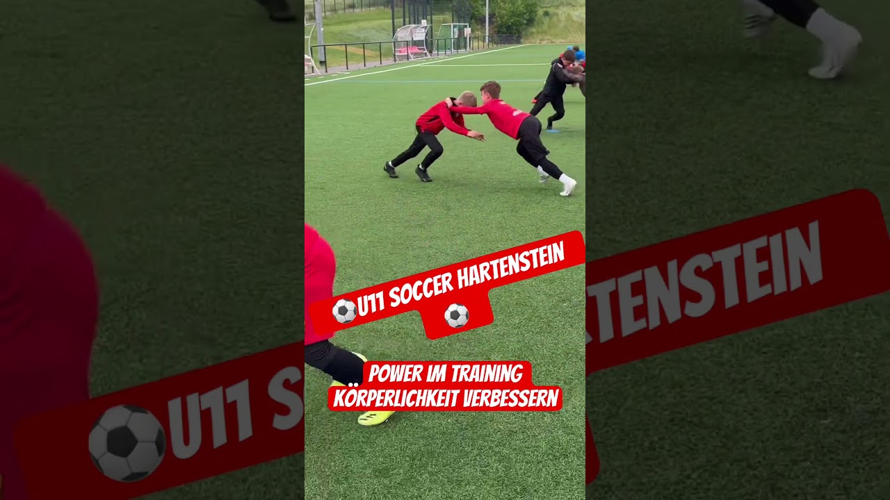 Power im Fussballtraining Kindertraining Fu&szlig;ball Leidenschaft