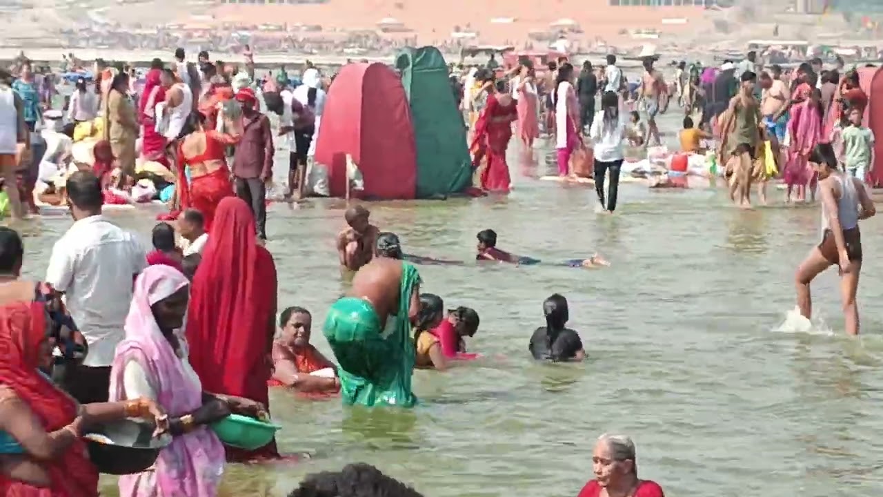 प्रयागराज संगम स्नान पर्व🌹🌹 #prayagraj #sangam #gangadussehra #youtube #shorts #viralvideo #newpost