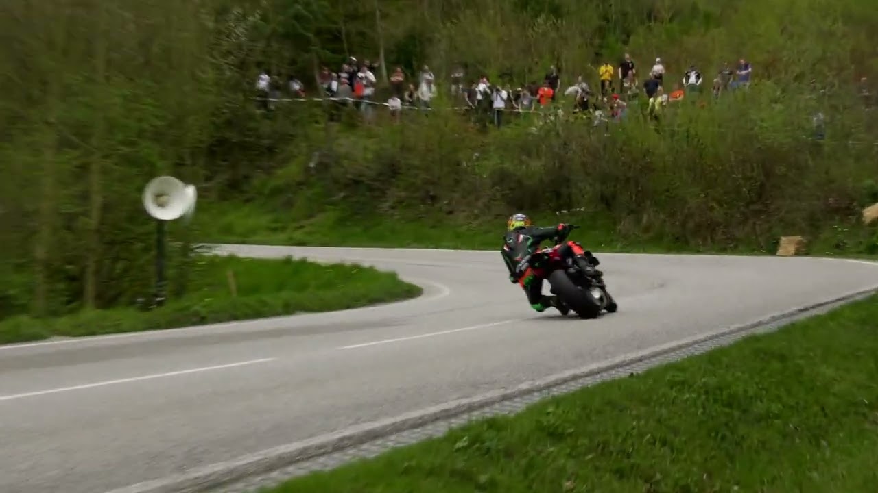 Bergrennen Landshaag Ducati V4S Steetfighter.
