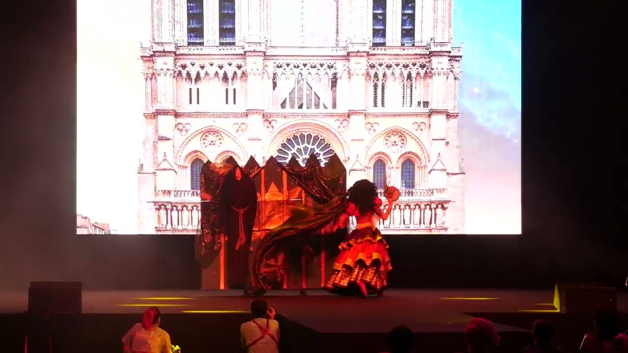 Japan Weekend Madrid 2022 (Septiembre) - concurso cosplay - Esmeralda - Jorobado de Notre dame