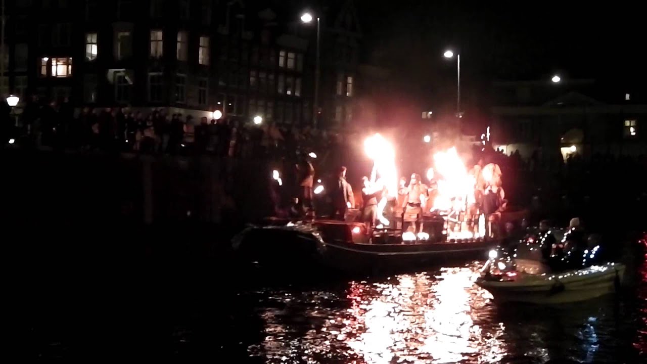 Winter Canal Parade. 6