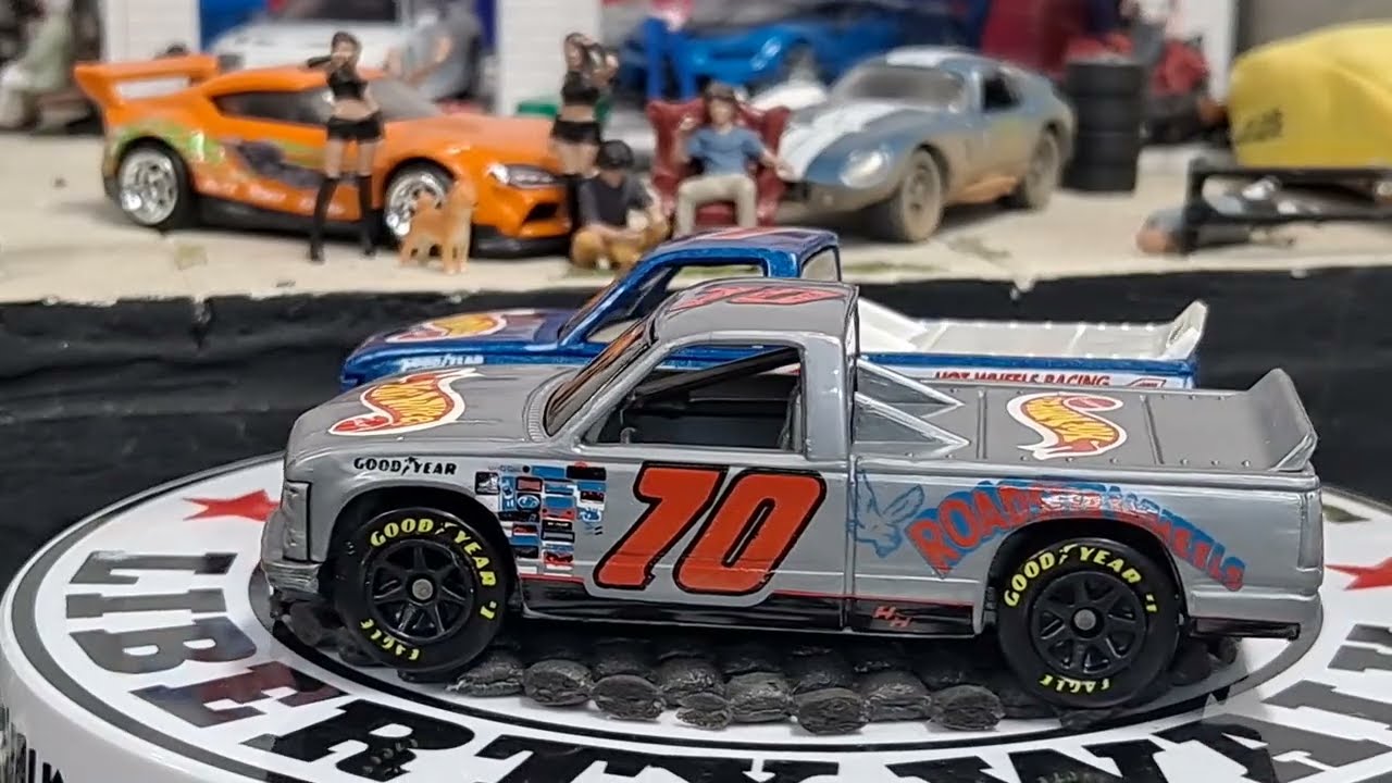 Opening up a ton of old and vintage hotwheels