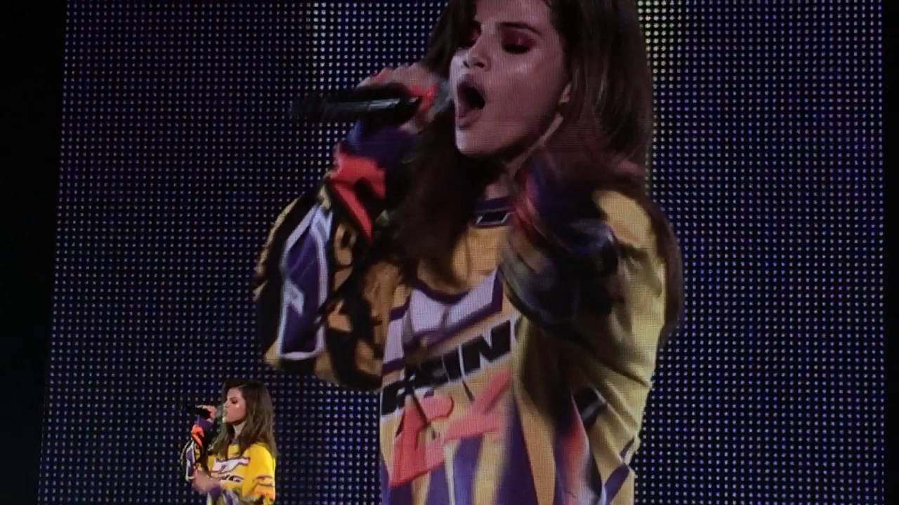 Selena Gomez Revival Tour in Japan 6