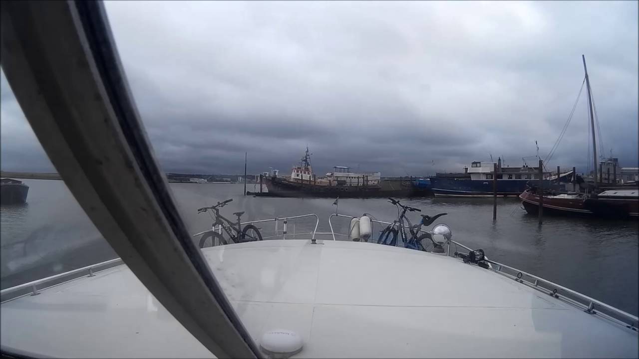 Autonomy - Broom Crown 37 - Leaving Hoo Marina