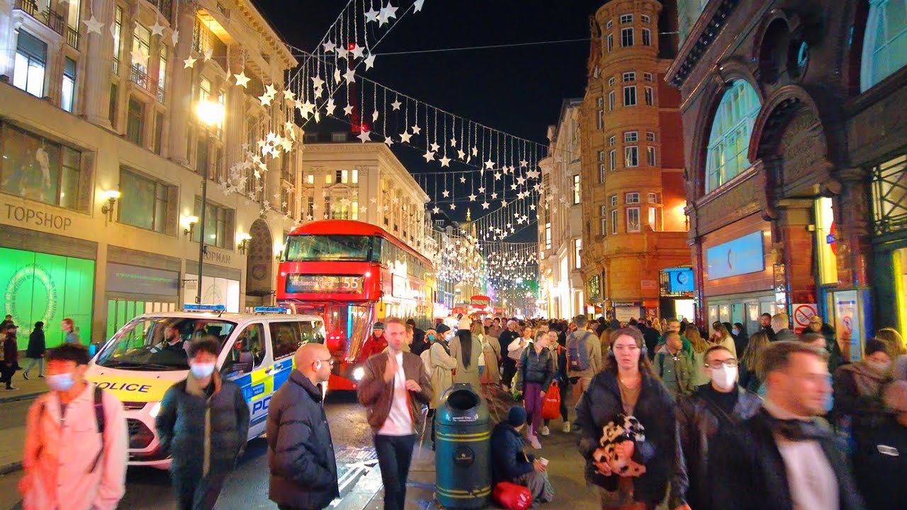 Lively Friday Night London Walk in the West End 🎉
