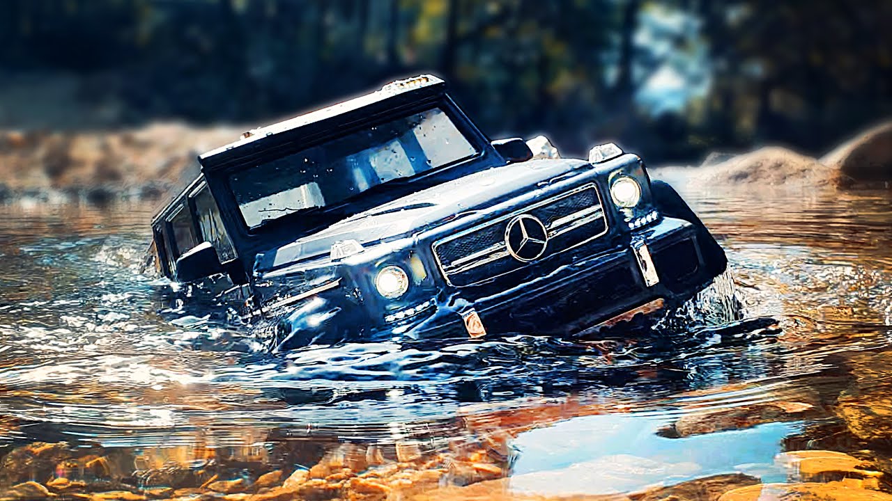 1/10 Scale RC Traxxas TRX6 Mercedes-Benz Off-road driving 6x6