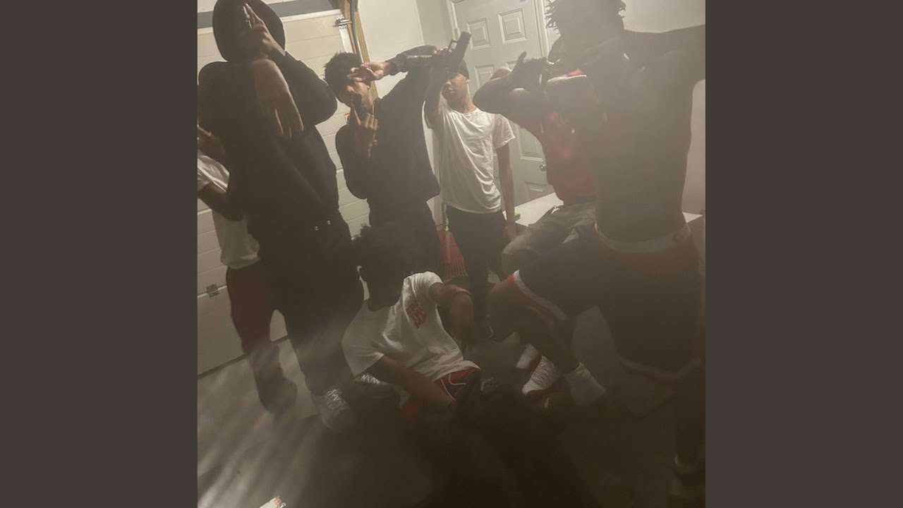 Getbackgang (feat. Trapboymil)