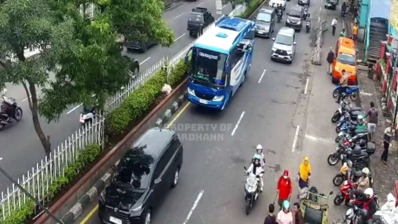 Kondisi Lalulintas Pasar Karangayu Semarang 