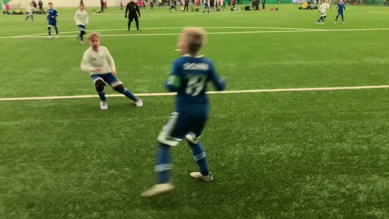 2025-12-20 EBK/Sininen - LoPa/Valkoinen