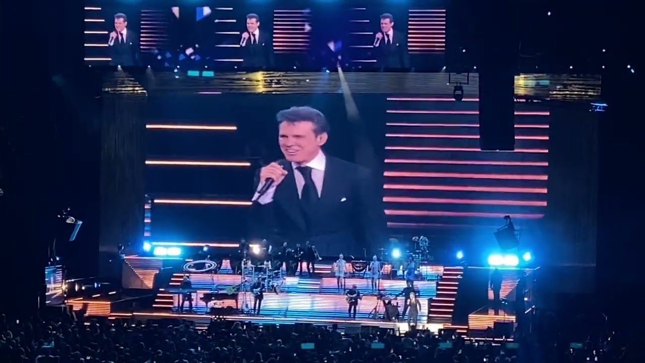 Luis Miguel Tour 2023 - Medley Oro de ley  (Capital One Arena)