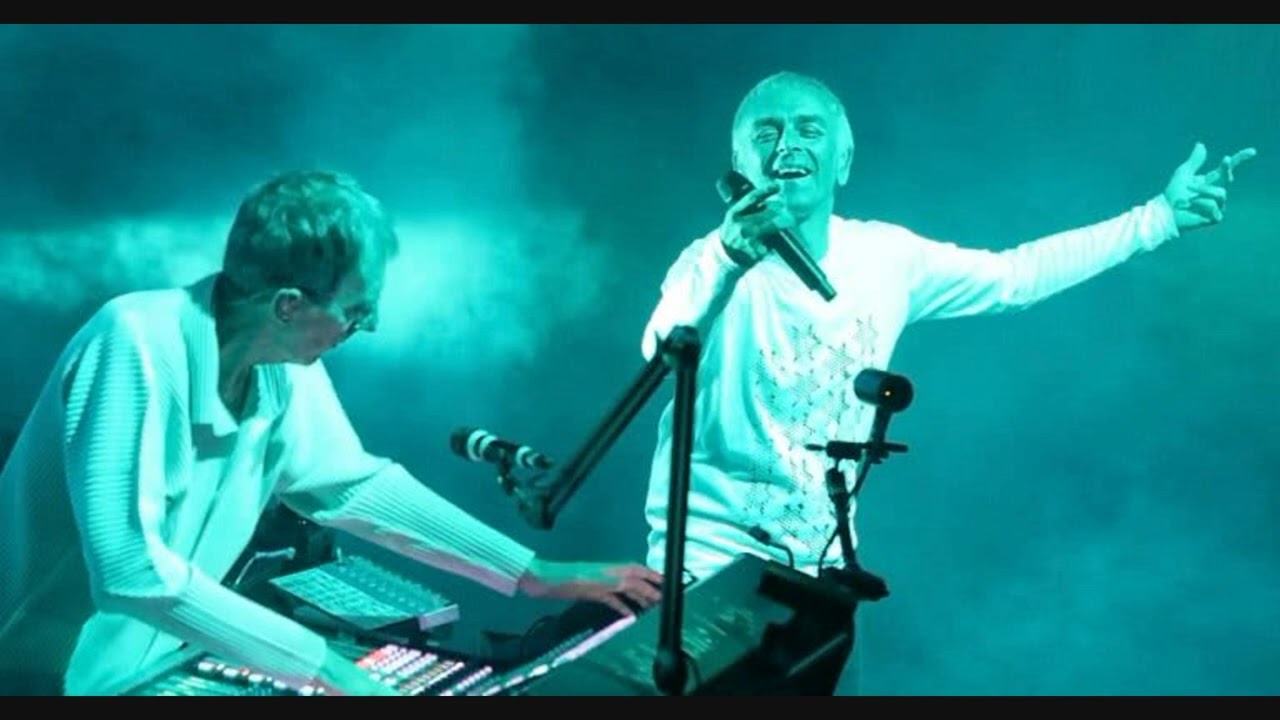 Underworld - Hernan Cattaneo & Paul Oakenfold @ Creamfields 2002 BBC Essential Mix