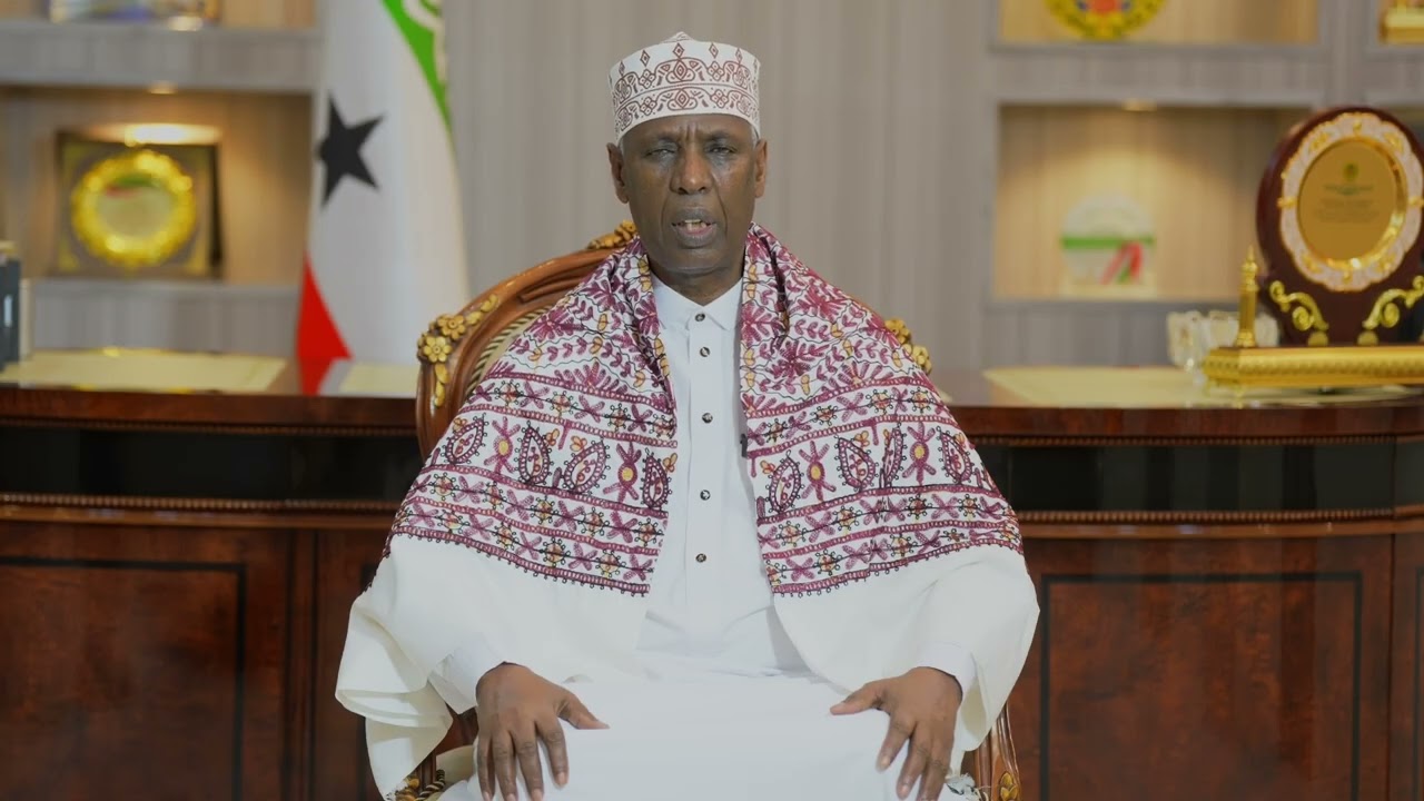 Madaxweyne Ku-xigeenka JSL oo bulshada ku hambalyeeyey munaasibada Ciid Al-Fitriga awgeed.