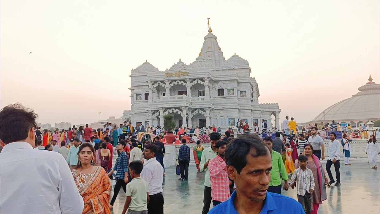 Vrindavan ke mandiron ke divy darshan