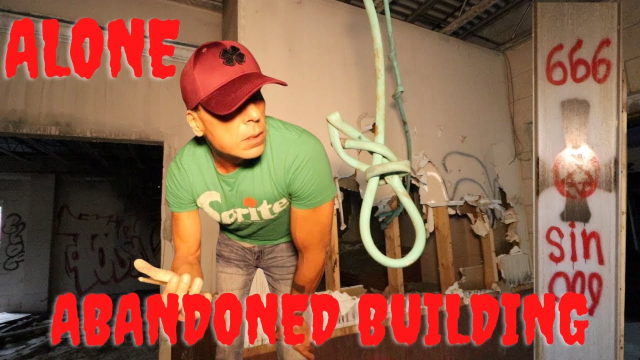 ALONE CHALLENGE AT A SCARY ABANDONED BUILDING, MAYBE THIS IS NOT A GOOD IDEA?