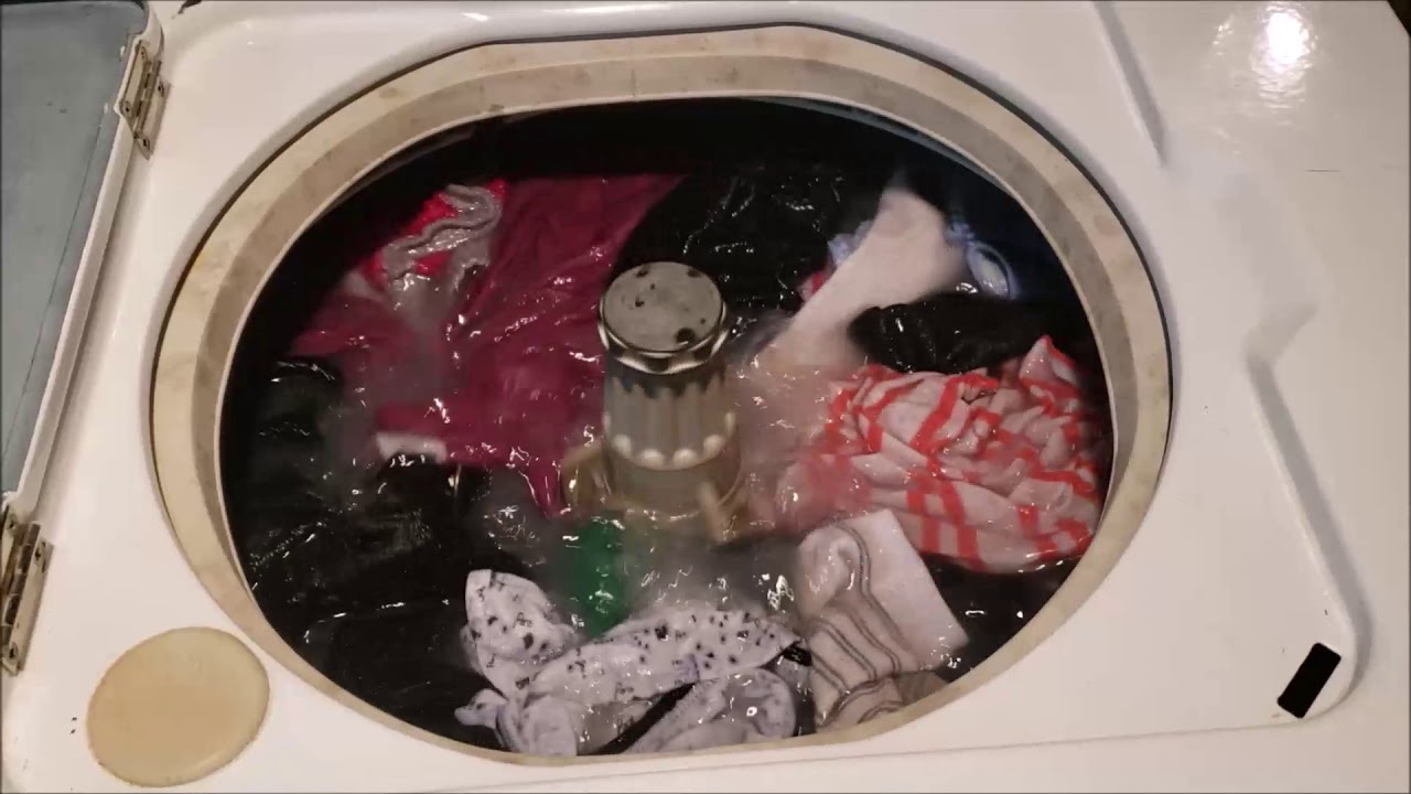Full Cycle- 1964 Speed Queen A49 Automatic Washer washing clothes