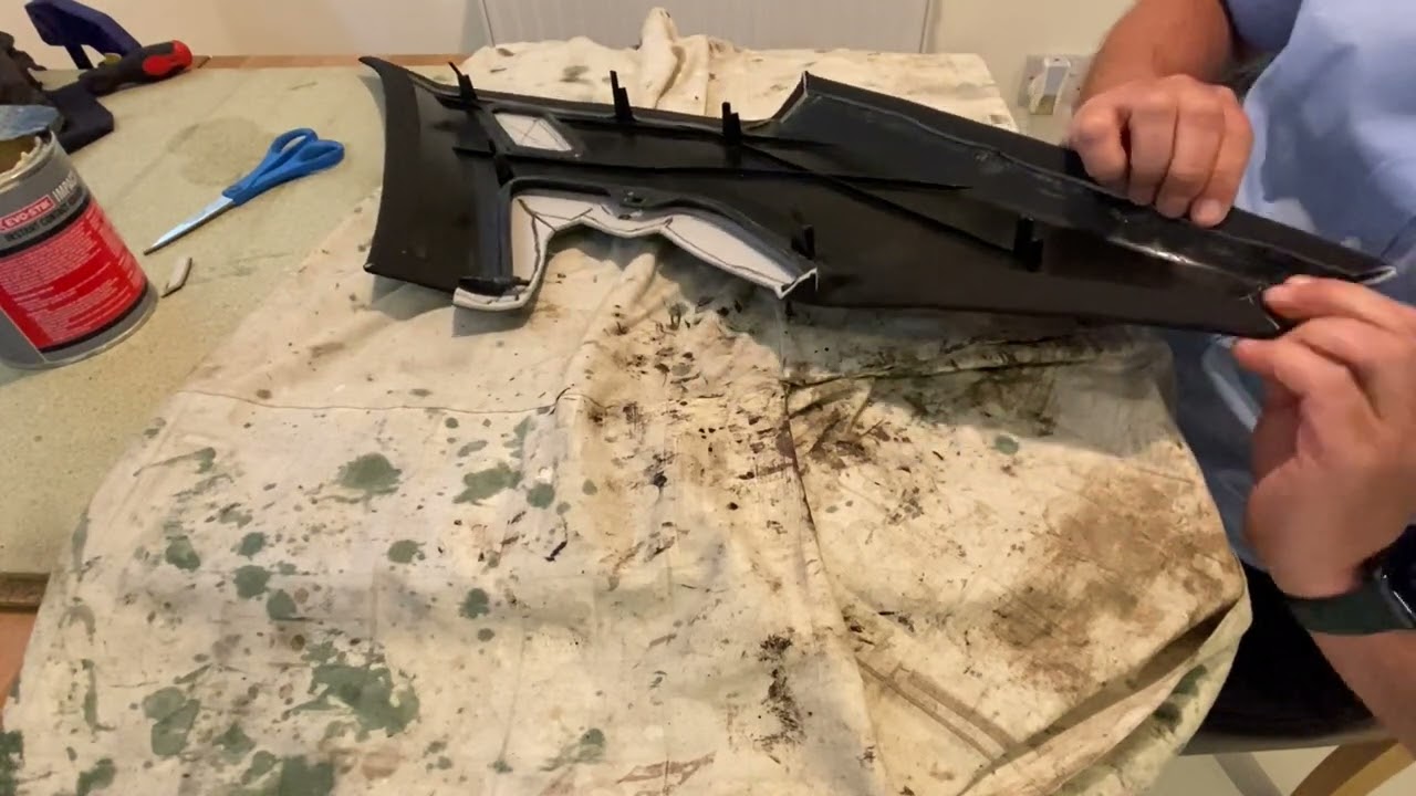 Reupholstering BMW E46 M3 hardtop convertible C-Pillars pt4