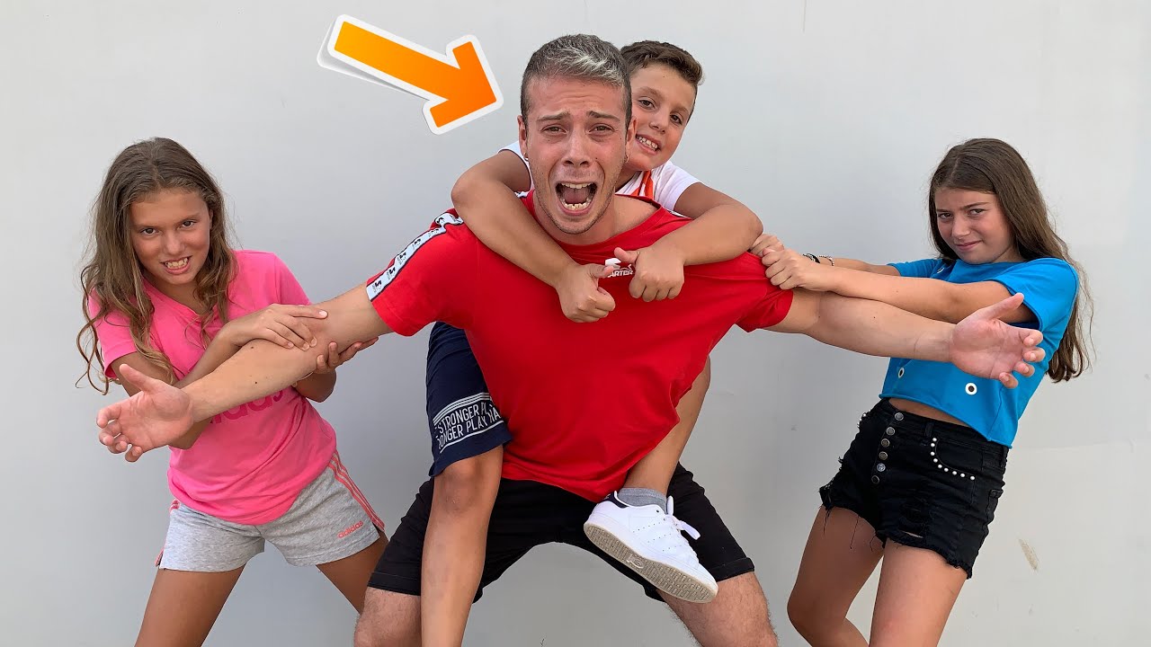 FACCIO IL BABYSITTER A 3 BAMBINI DI 10 ANNI PER UN GIORNO!! *impossibile*