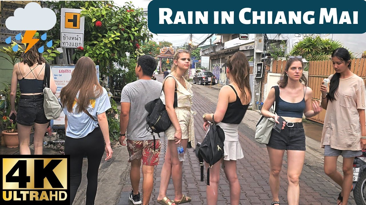 Rainy Day Walk: Exploring Old Town of Chiang Mai, Thailand on Foot [4K]