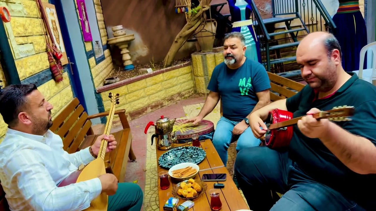 Kadir Çat Xerîbim Ez Xerîbim - Akustik 