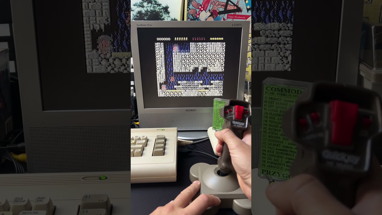 Помните, как вы загружали игры с кассеты в Commodore 64? #retroexe #commodore #retro