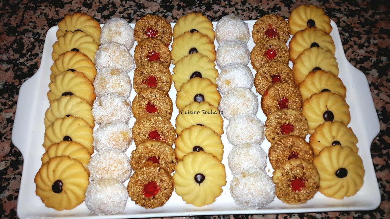 باقي يومين للعيد😲 وموجدتيش الحلوة عندي لحل 3أشكال مختلفة بعجين واحد