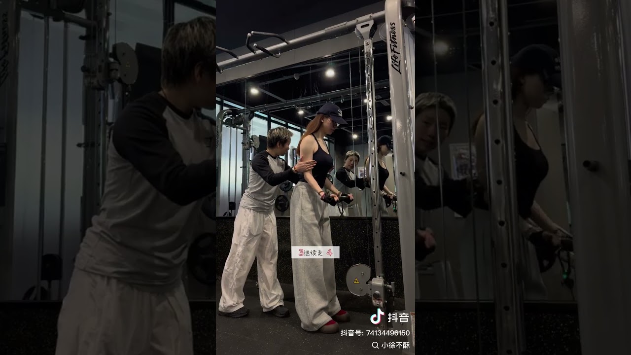 Private teaching class returns to the field and the training record of training arms and m