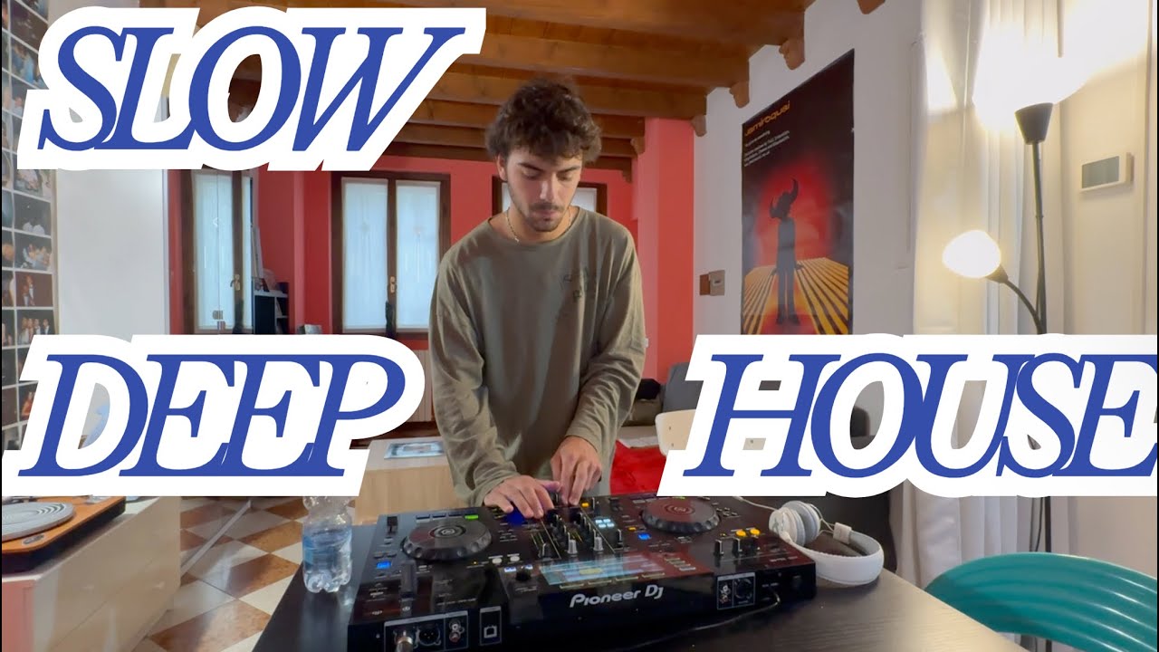 Slow Deep House by Viken