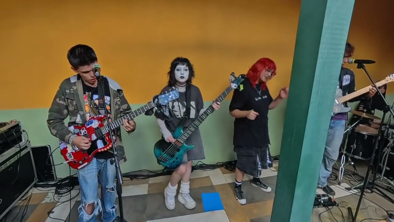 Luciérnagas - Crónica De Una Muerte Anunciada (Debut Casa Betsabé)