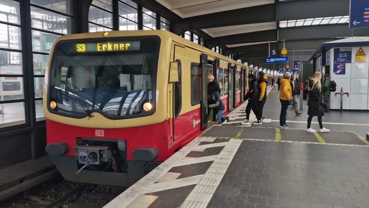 S+U-Bahn Berlin Zoologischer Garten U2, S3, S5, S7, S9