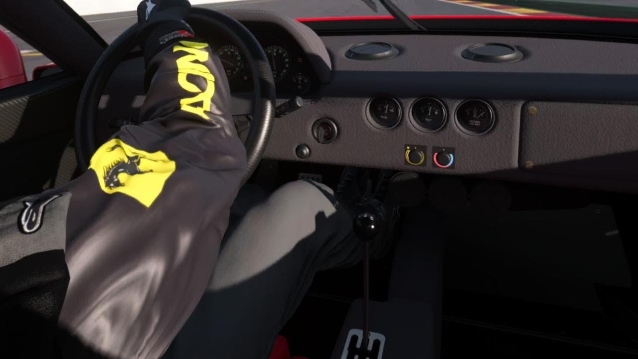 Gran Turismo 7 Ferrari F40 Inside & Outside Gameplay