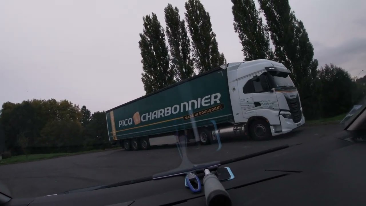 Roadtrip : Capitaine Jack arrive à Château-Renard pour voir un grand ami- Loiret