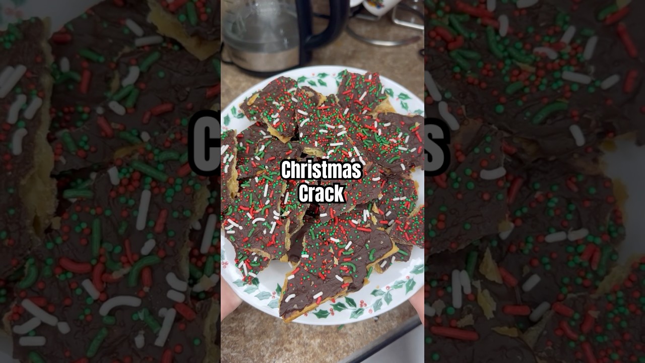 This Christmas crack is the perfect holiday treat! 