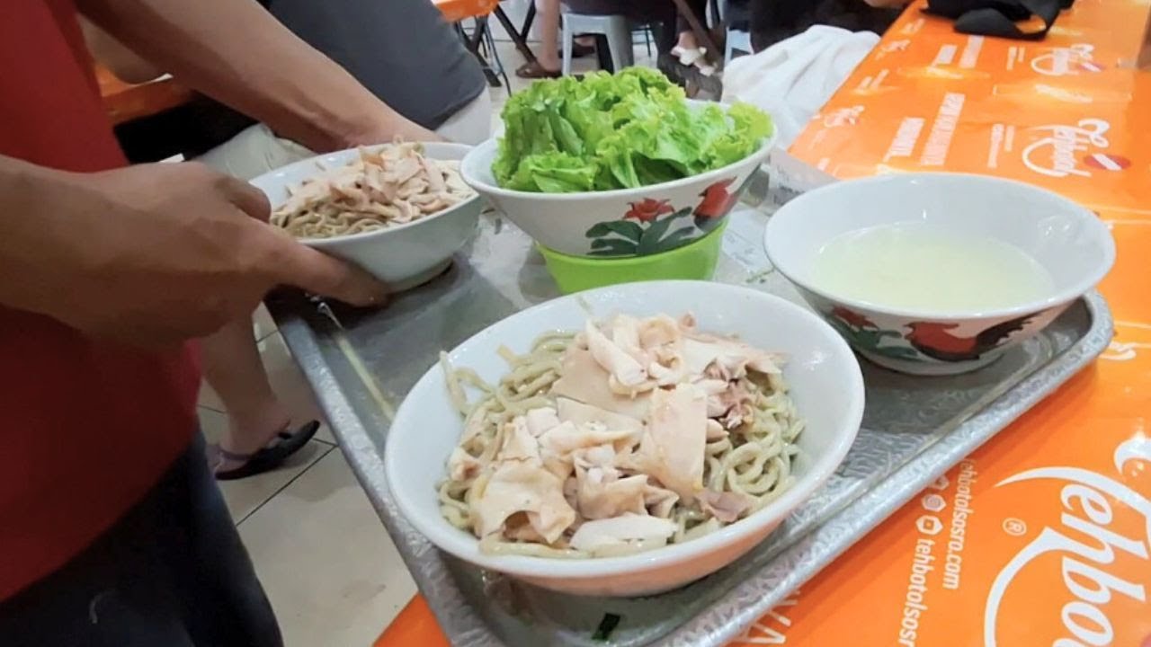 Kesampaian juga Makan di Tempat Bakmi Ayam Kampung Legend dari Tahun1969 [Bakmi Ayam Acang] #kuliner