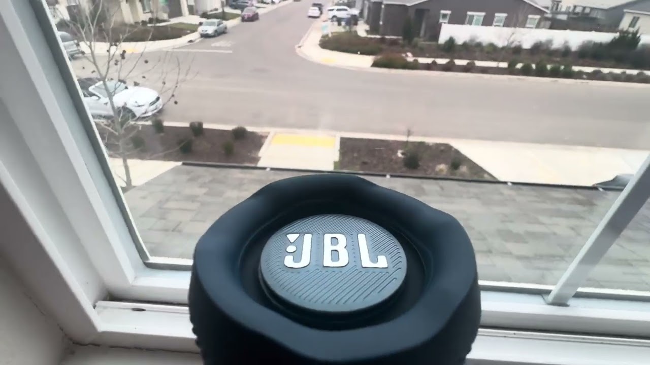 JBL flip six rip off low battery base test and FM torture ￼