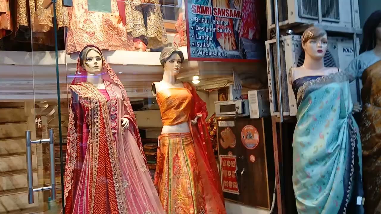 हल्द्वानी बाजार सैर इस तरह घुमा-फिराकर हम तो 🙆‍♀️ _  🤷‍♀️👈🥰