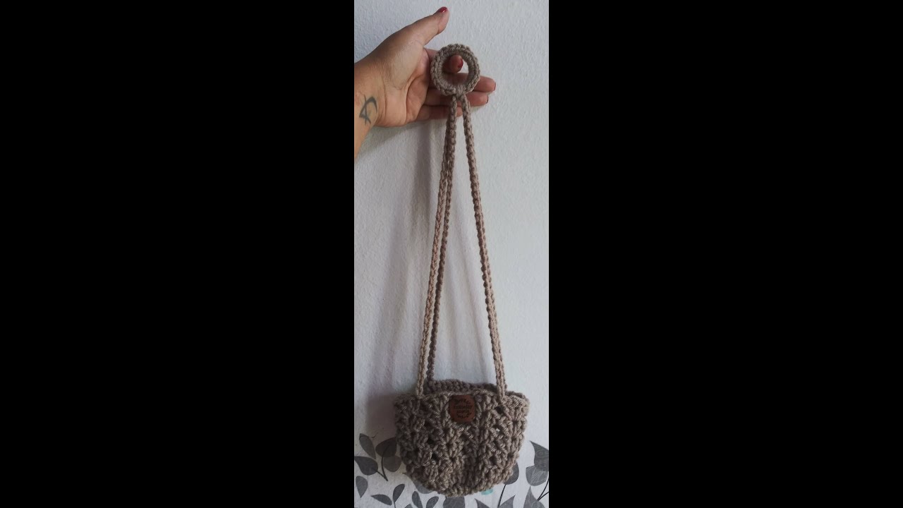 Porta maceta colgante para Kokedama a crochet (Punto abanico)