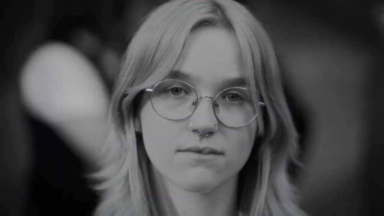 Sunsick Daisy - Yonder, Young Wonder (Official Music Video)