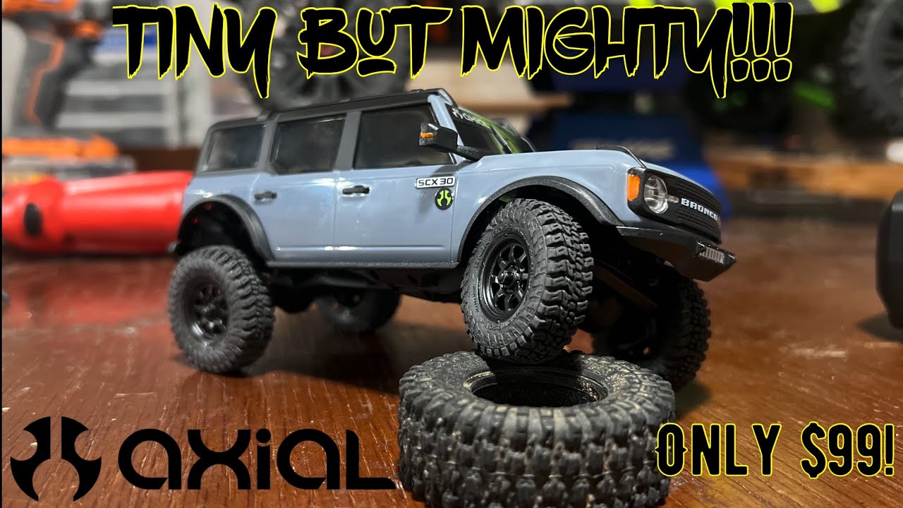 Распаковка и первый заезд модели Ford Bronco Axial SCX30 на моей крытой трассе!!!
