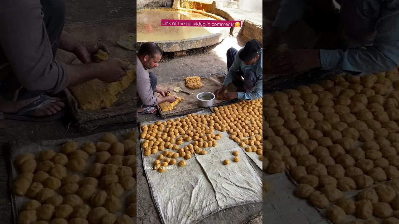 Making ofJaggery ( गुड़ ) in Kolhu😳😳 #streetfood #villagefood #jaggery #shorts