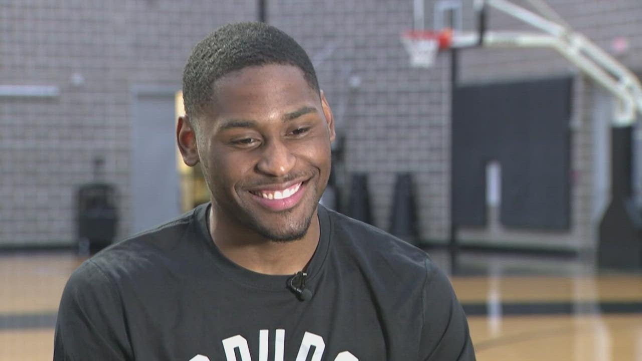 'I just wanna make everybody’s day' | 1-on-1 with Spurs rookie Malaki Branham