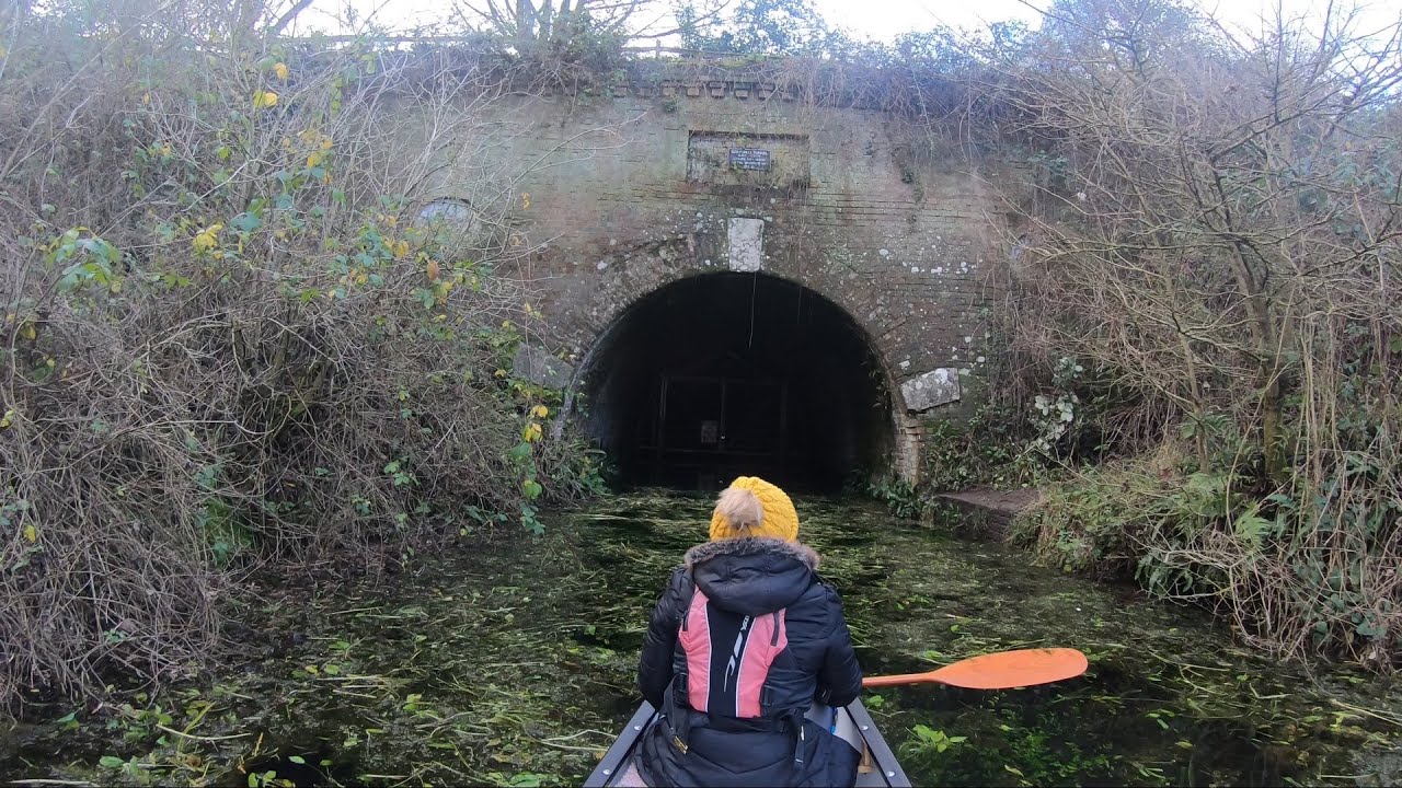 Basingstoke Canal - North Warnborough and  Greywell