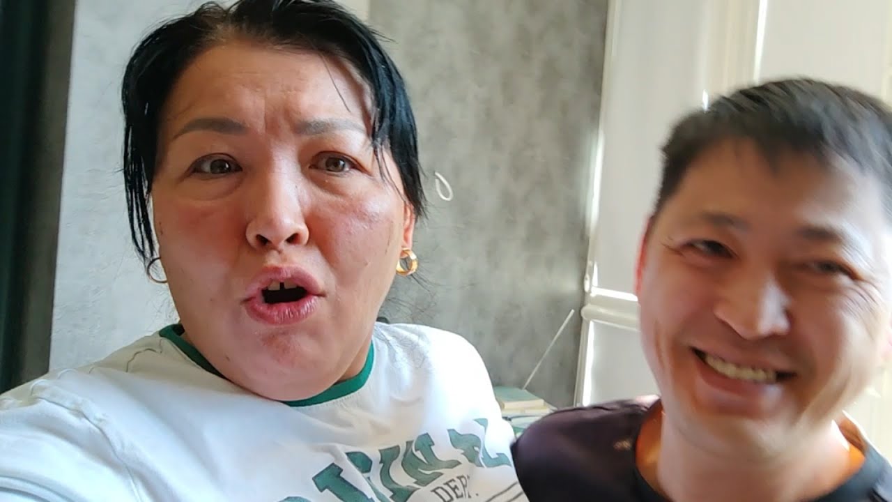 ТАНЦУЕМ С САНЕЙ СКИНУЛА ЛЯГУШАЧЬЮ ШКУРКУ ПОРА ТОПИТЬ ЖИР Шиндр Мындр @Шиндр Мындр